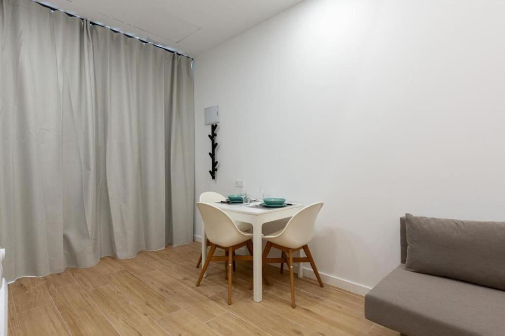 발렌시아 Nuevo Loft En Playa Y Cerca Del Centro, Ac Y Wifi 아파트 외부 사진