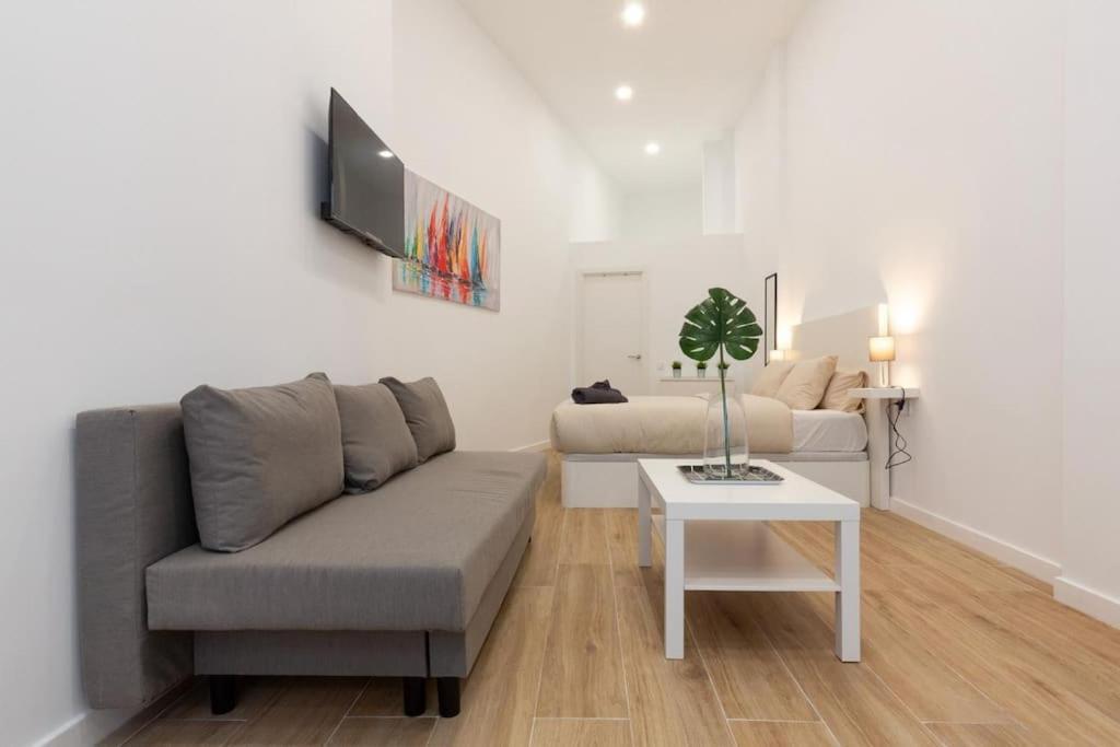 발렌시아 Nuevo Loft En Playa Y Cerca Del Centro, Ac Y Wifi 아파트 외부 사진